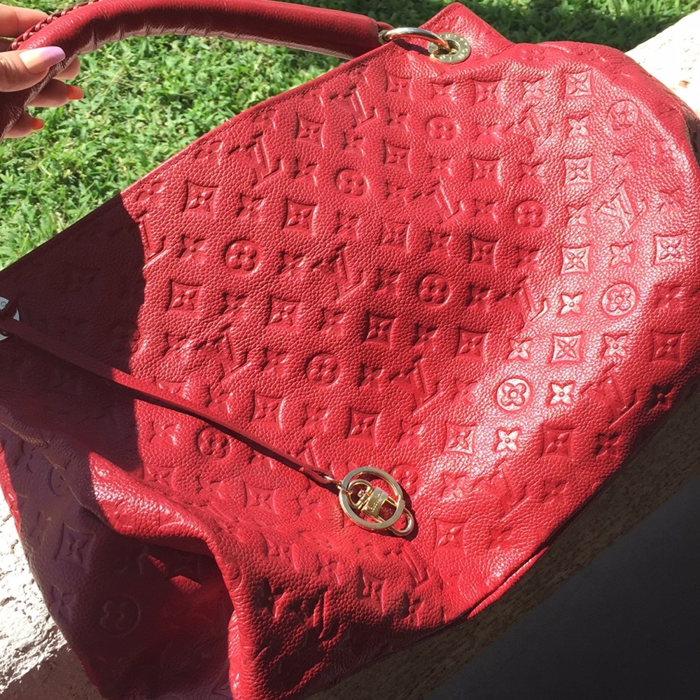 Woman’s beautiful hand bag